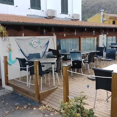 Maison d'hôtes Affittacamere Ristorante Pizzeria La Rustica Bagnaia (Livorno)